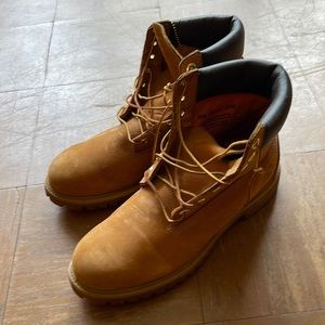 Timberland boots size 10m